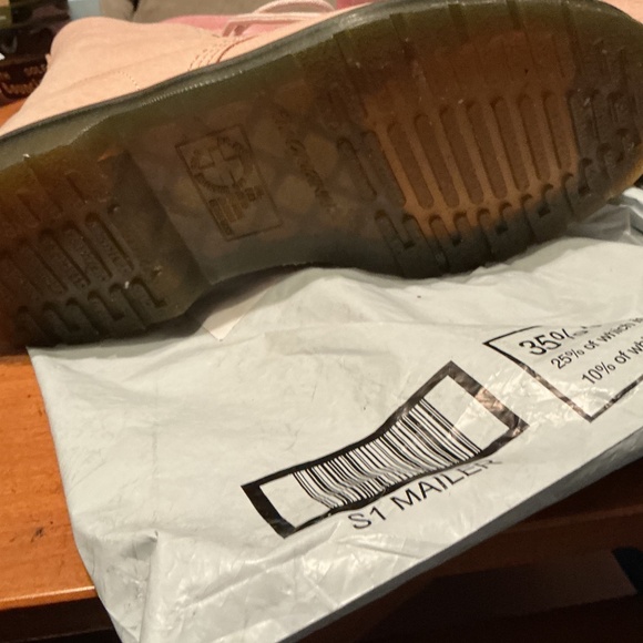 Dr Martens 1460 nubek leather pink boots - Picture 2 of 15